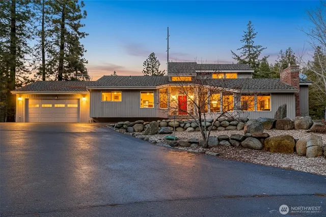 $999,000 | 1547 Alpensee Strasse, Leavenworth, WA 98826