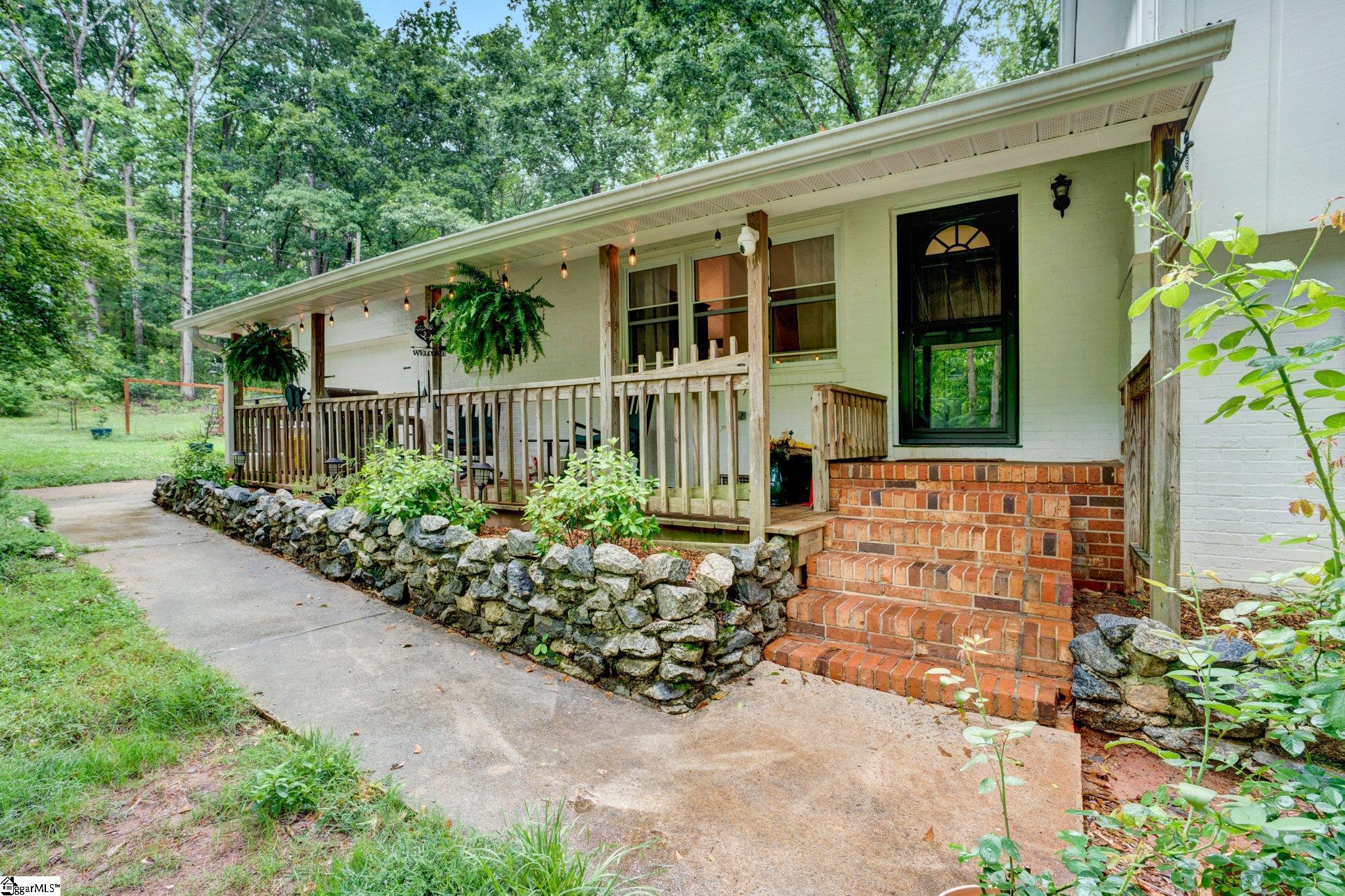 405 Wilson Bridge Road Fountain Inn, SC 29644 - Photo 4 of 43