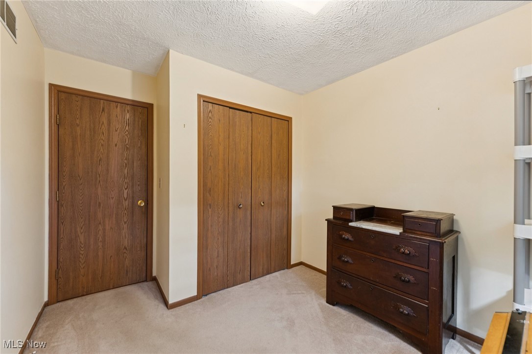 5919 Ridgeview Boulevard North Ridgeville, OH 44039 - Photo 26 of 42