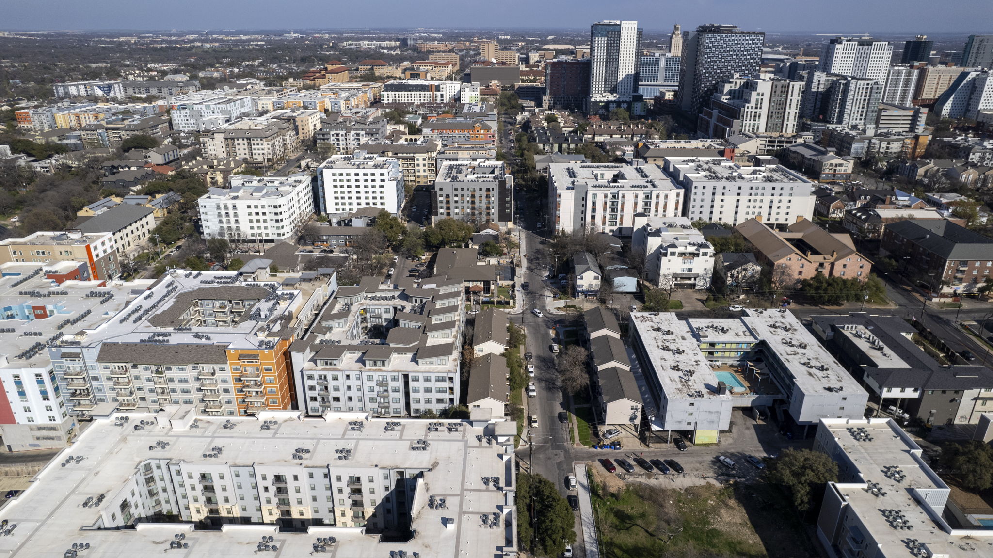 1100 West 25th Street, Unit 101 Austin, TX 78705 - Photo 11 of 39 a view of city view