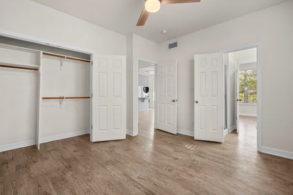 $2,700 | 1100 West 25th Street, Unit 101, Austin, TX 78705