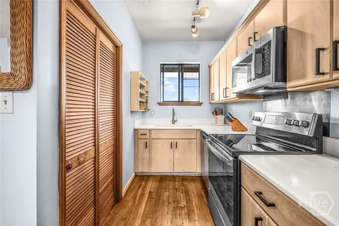 $699,900 | 601 6th Street, Unit B, Tybee Island, GA 31328