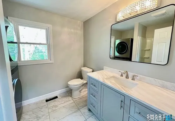 $2,200 | 270 East Street, Unit R, Plainville, CT 06062
