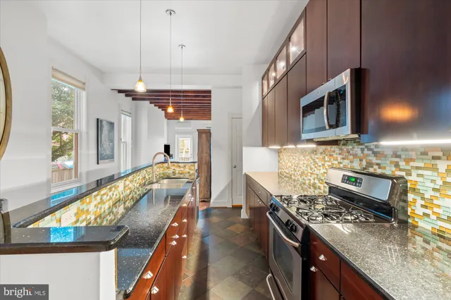 $1,800,000 | 1120 5th Street Northwest, Washington, DC 20001
