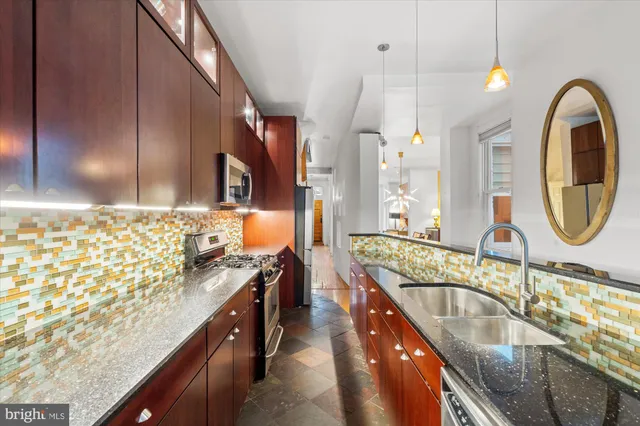 $1,800,000 | 1120 5th Street Northwest, Washington, DC 20001