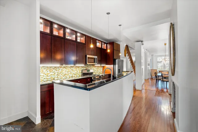 $1,800,000 | 1120 5th Street Northwest, Washington, DC 20001