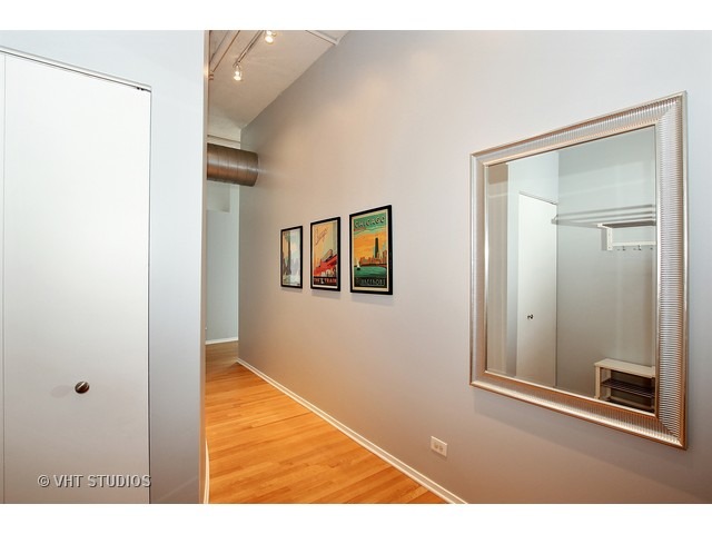 1530 South State Street, Unit 612 Chicago, IL 60605 - Photo 3 of 25 a view of an empty room