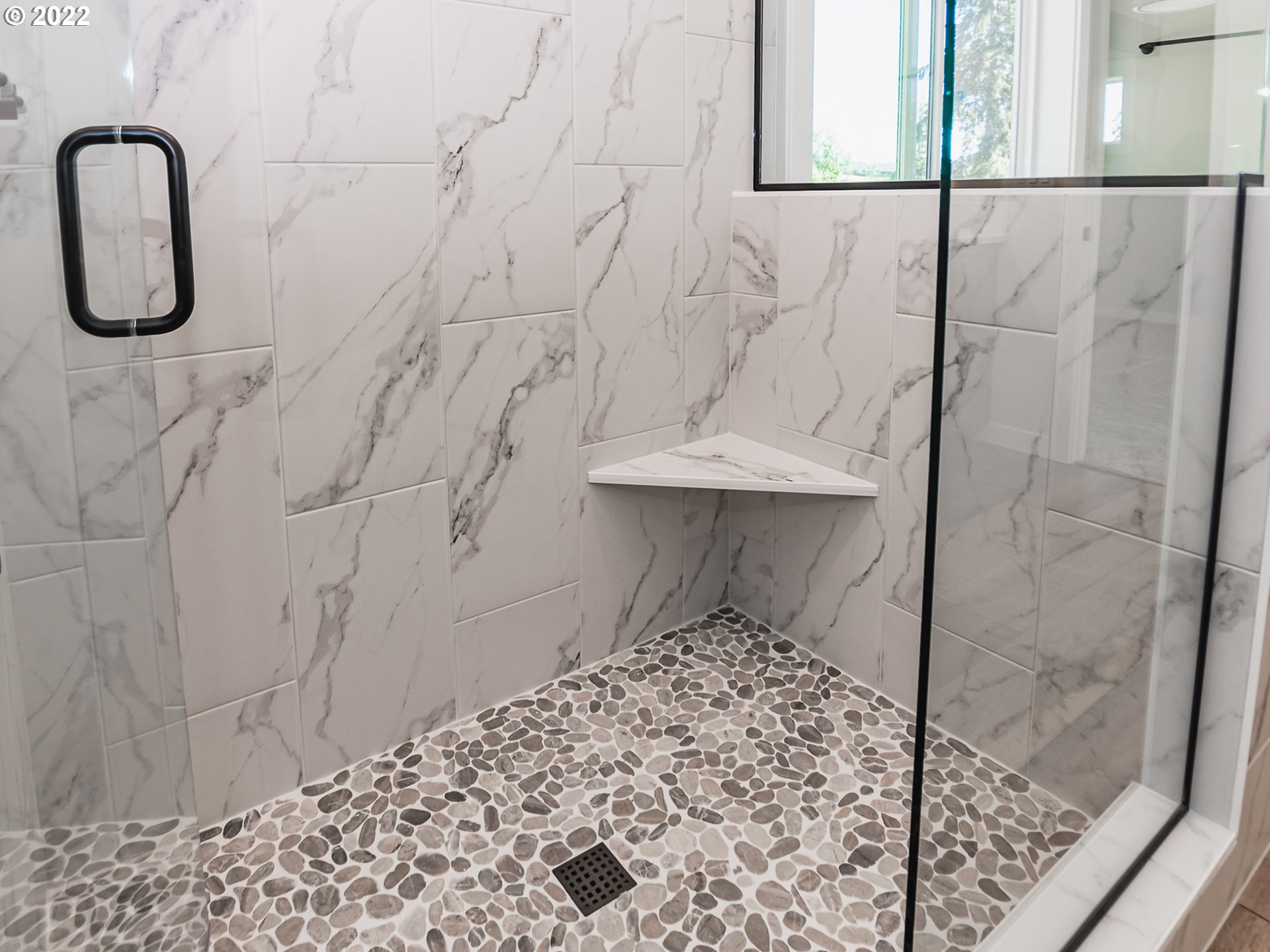 2217 South Royal Court Ridgefield, WA 98642 - Photo 15 of 26 a bathroom with a shower