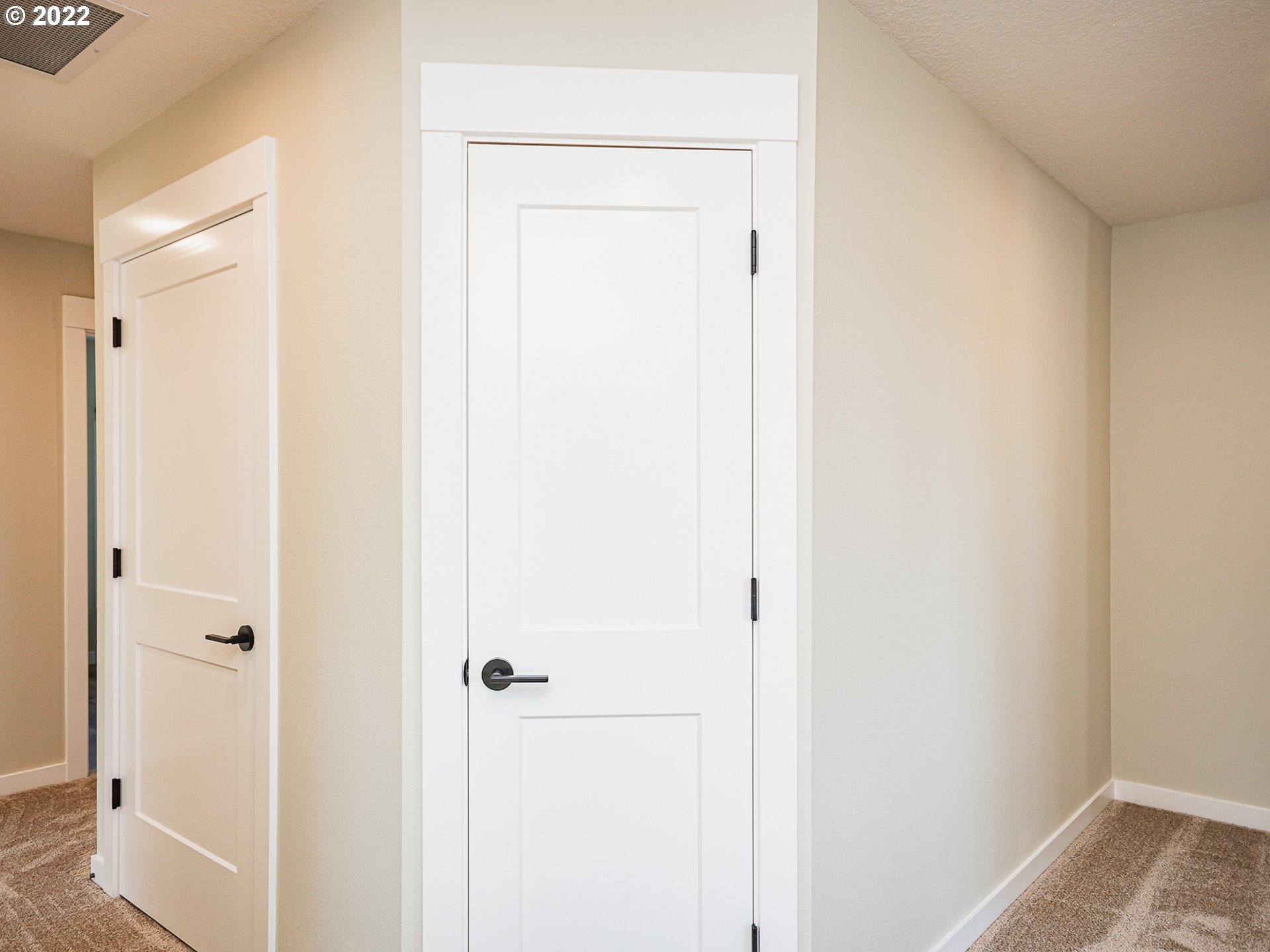 2217 South Royal Court Ridgefield, WA 98642 - Photo 18 of 26 a view of a bathroom