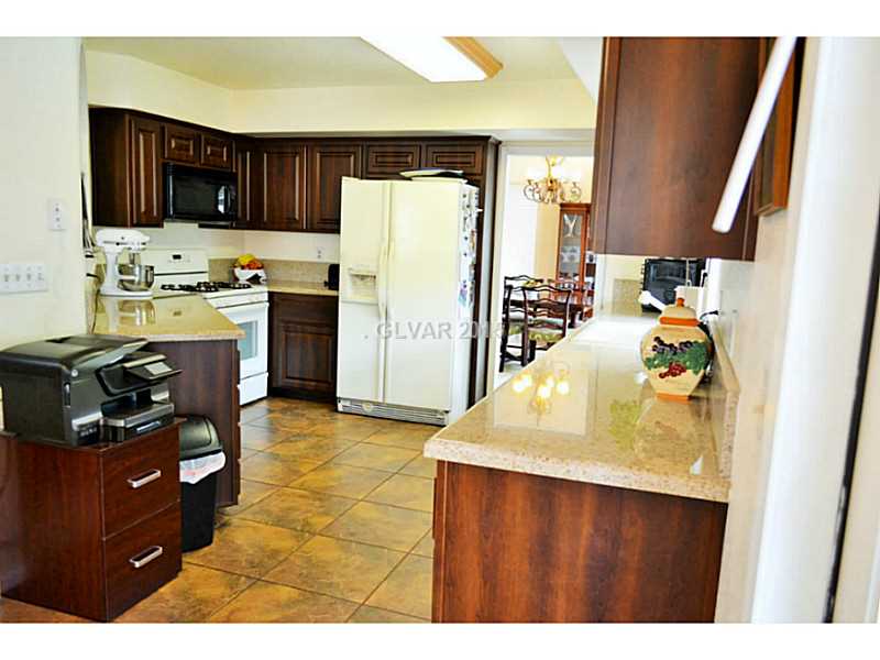 77 Westheimer Road Henderson, NV 89074 - Photo 12 of 35 Kitchen. Kitchen