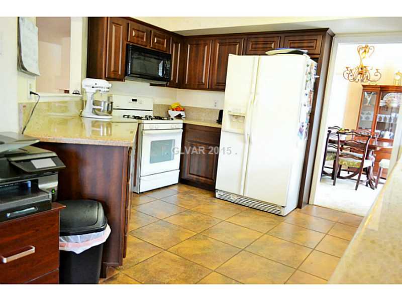 77 Westheimer Road Henderson, NV 89074 - Photo 31 of 35 Kitchen.
