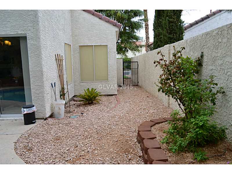 77 Westheimer Road Henderson, NV 89074 - Photo 34 of 35 Exterior Back.