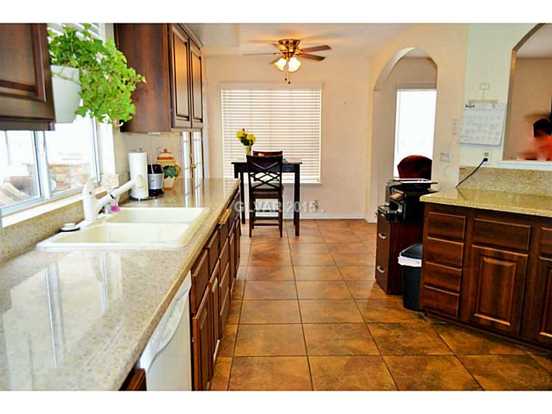 77 Westheimer Road Henderson, NV 89074 - Photo 4 of 35 Kitchen. Kitchen