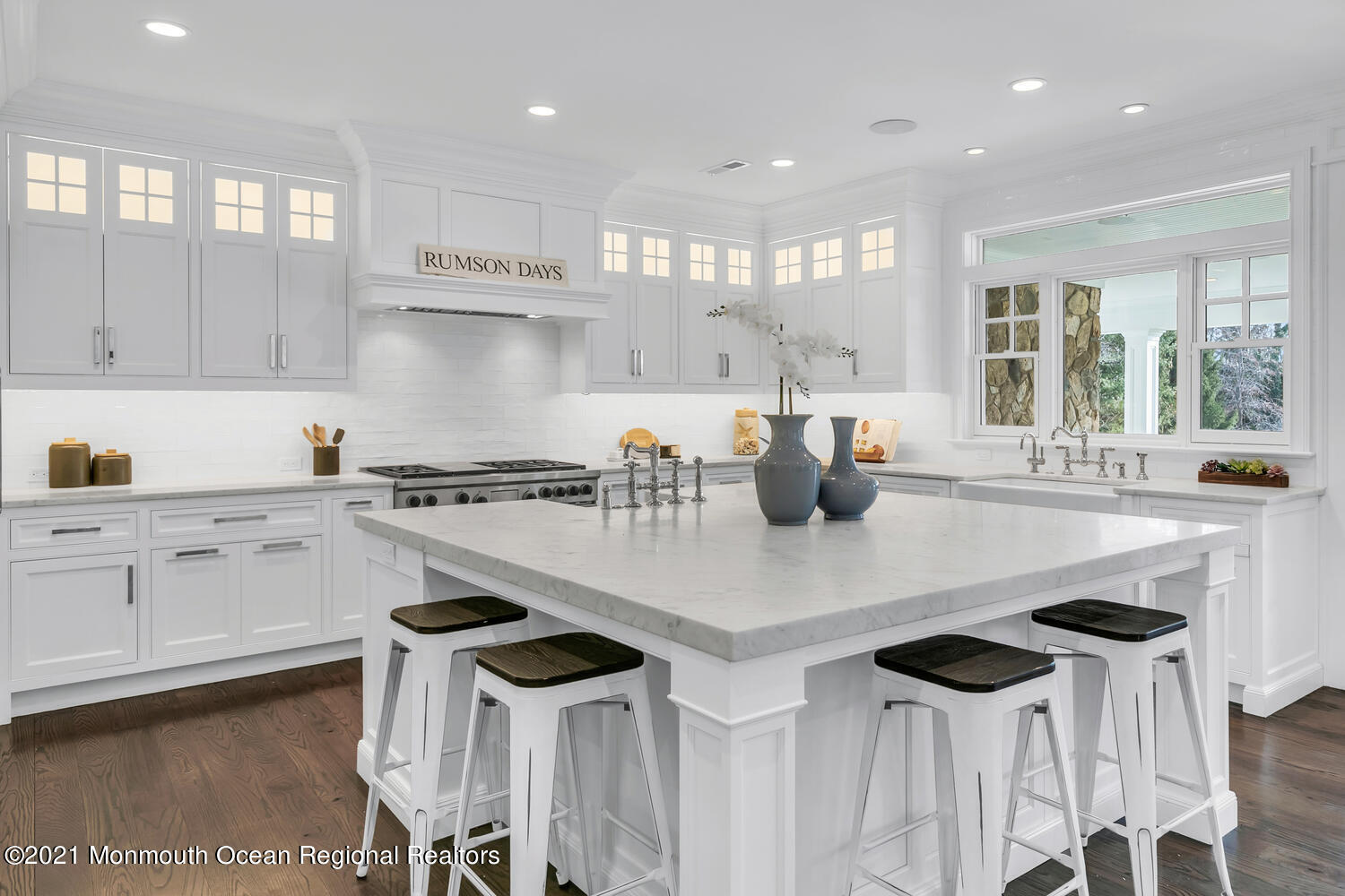 83 Rumson Road Rumson, NJ 07760 - Photo 7 of 56 Eat-in Kitchen