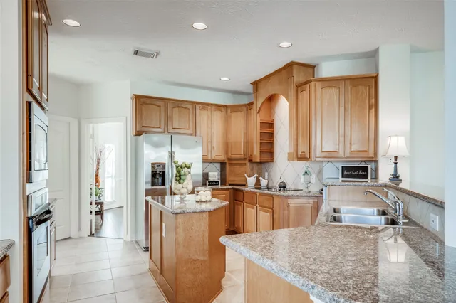 $5,400 | 12128 Arroyo Verde Lane, Houston, TX 77041