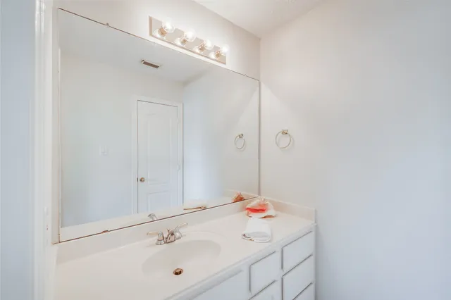 $5,400 | 12128 Arroyo Verde Lane, Houston, TX 77041