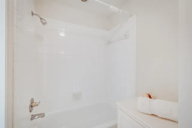 $5,400 | 12128 Arroyo Verde Lane, Houston, TX 77041