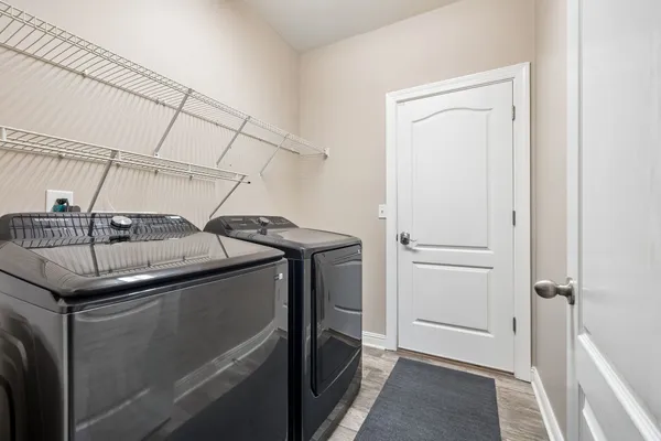 $575,000 | 7412 Riverland Drive, Nashville, TN 37221