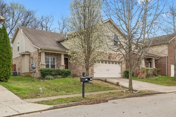 $575,000 | 7412 Riverland Drive, Nashville, TN 37221