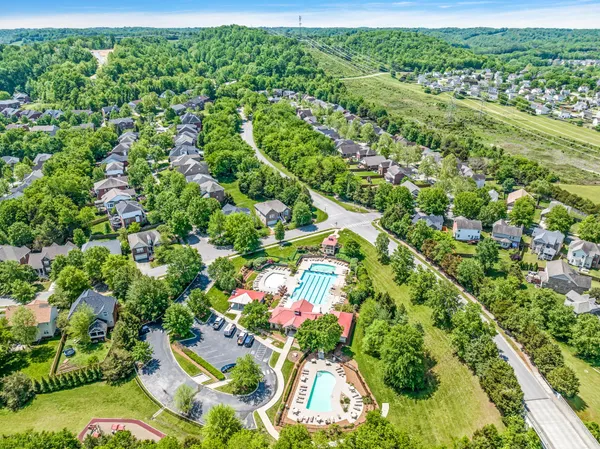 $575,000 | 7412 Riverland Drive, Nashville, TN 37221