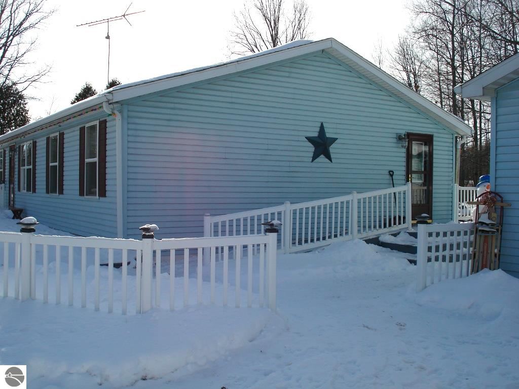 6504 South Curtis Road Mount Pleasant, MI 48858 - Photo 34 of 46 1794854-33.JPG
