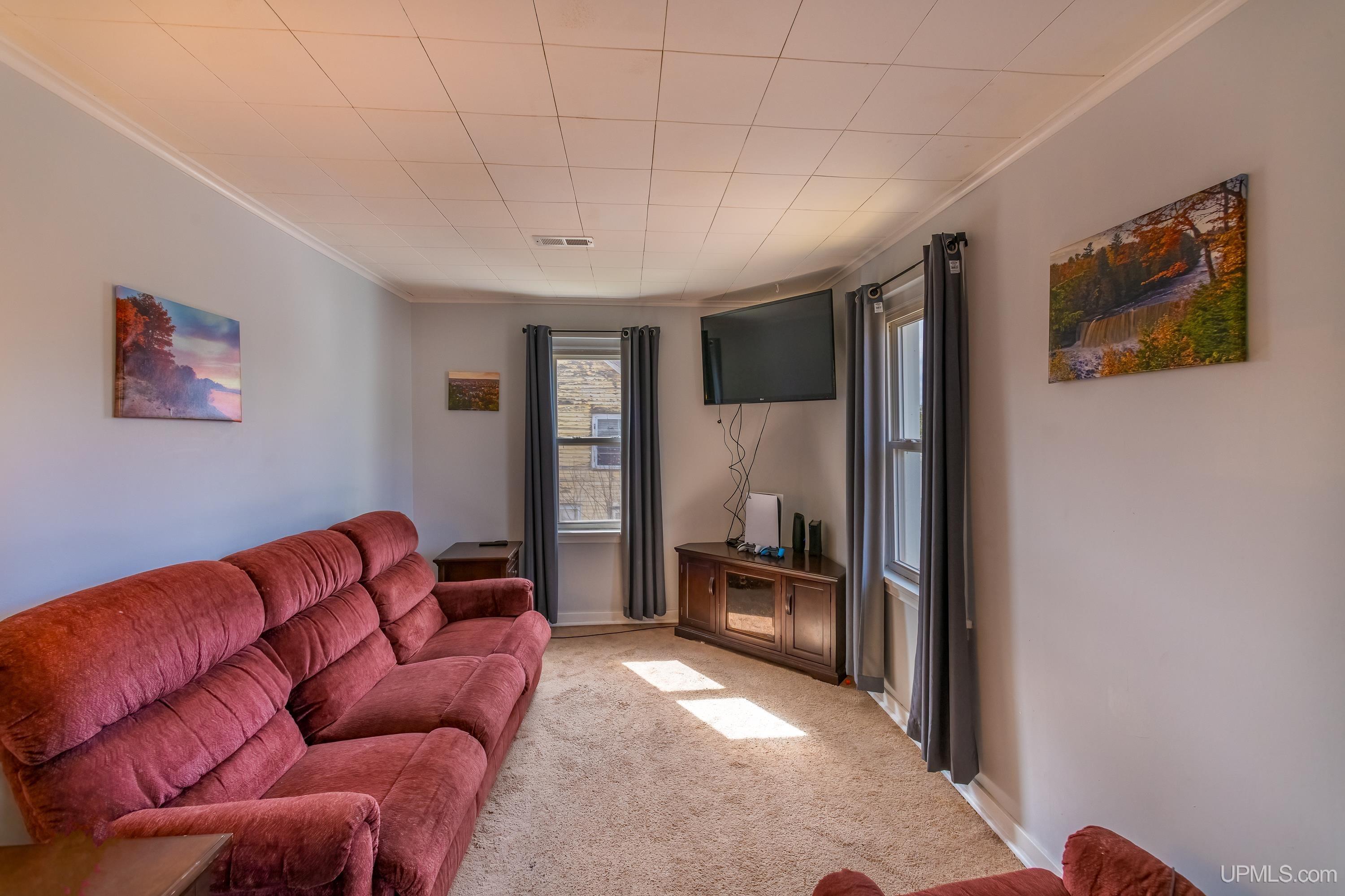 708 Bank Street Ishpeming, MI 49849 - Photo 16 of 36