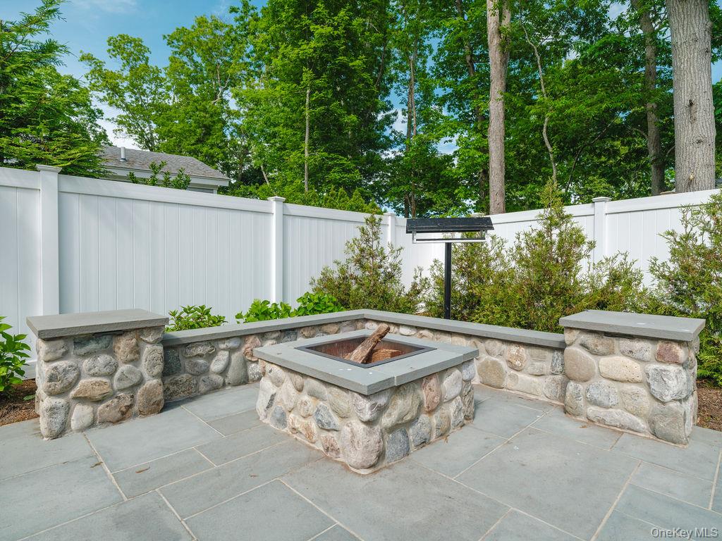 4525 South Harbor Road Southold, NY 11971 - Photo 32 of 43