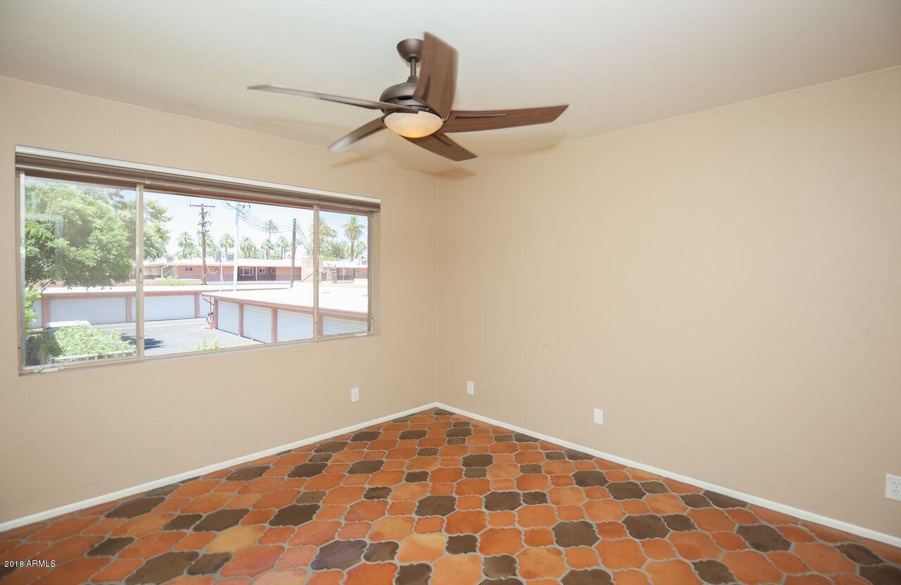 142 East Coronado Road, Unit 31 Phoenix, AZ 85004 - Photo 30 of 33 Guest bedroom