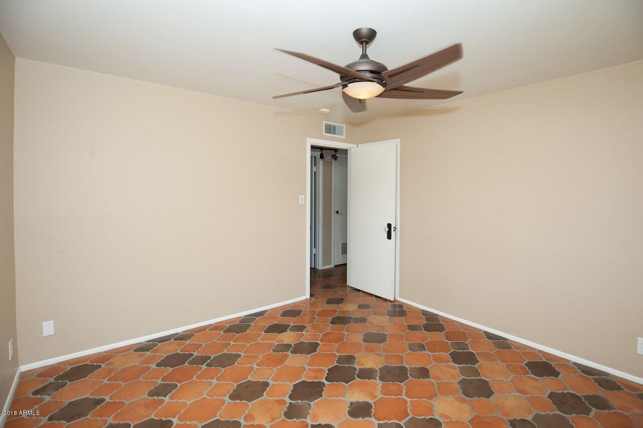 142 East Coronado Road, Unit 31 Phoenix, AZ 85004 - Photo 31 of 33 Guest Bedroom