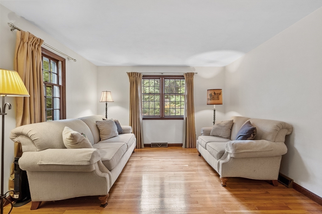 314 Reedy Meadow Road Groton, MA 01450 - Photo 13 of 33 Gallery Image 13