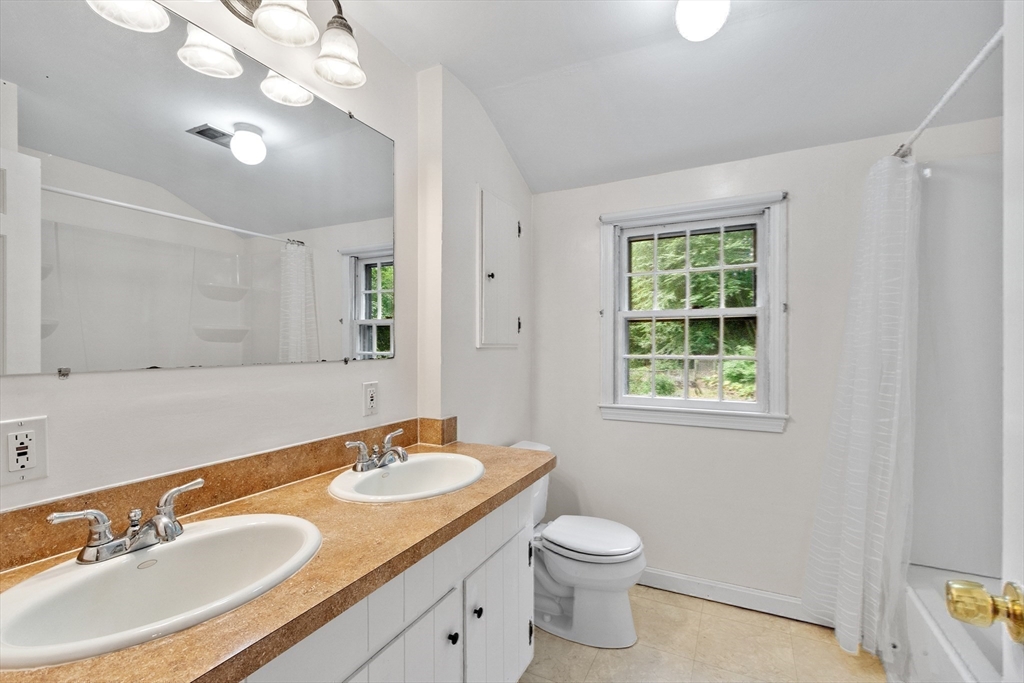 314 Reedy Meadow Road Groton, MA 01450 - Photo 24 of 33 Gallery Image 24