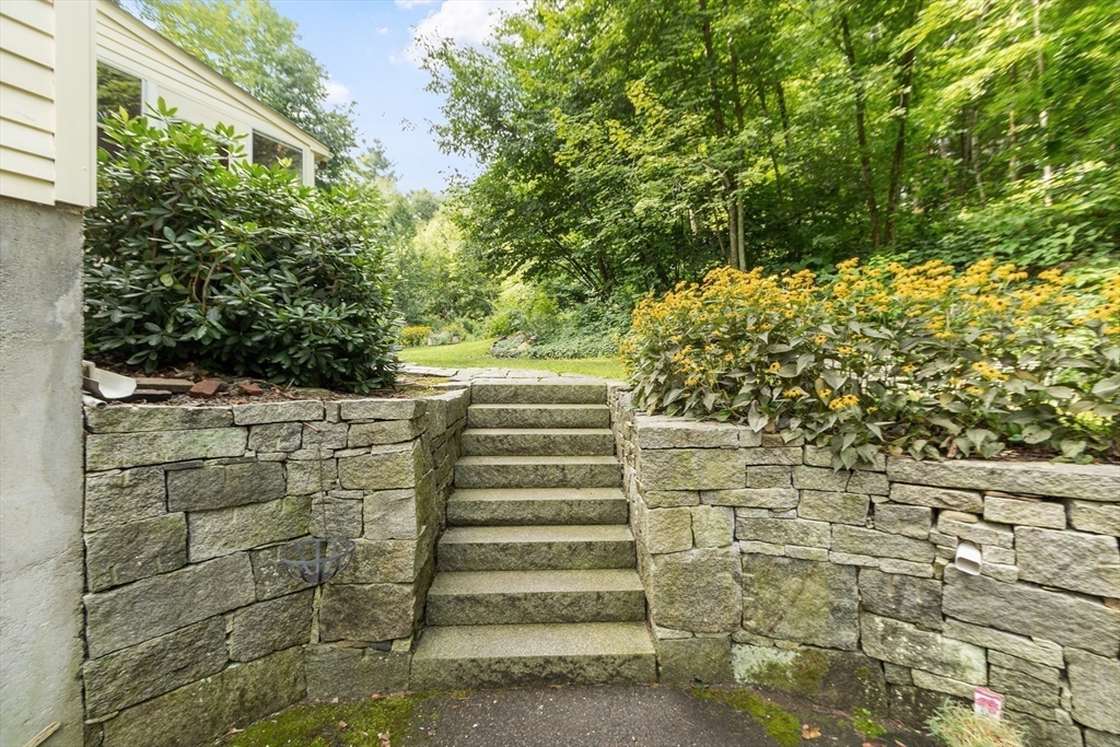 314 Reedy Meadow Road Groton, MA 01450 - Photo 27 of 33 Gallery Image 27