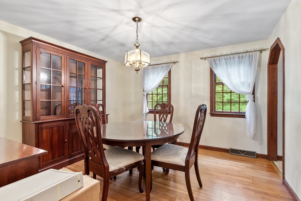 314 Reedy Meadow Road Groton, MA 01450 - Photo 8 of 33 Gallery Image 8