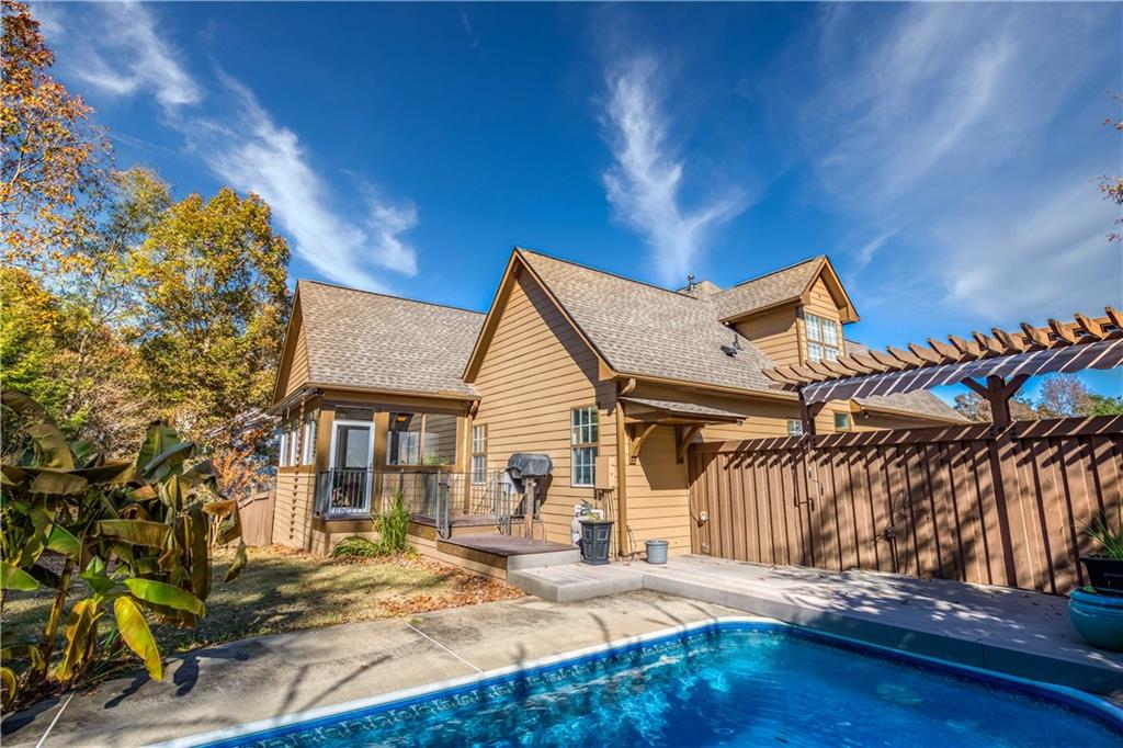 2521 Culpepper Trail Southeast Bethlehem, GA 30620 - Photo 13 of 83 a patio with table and chairs and potted plants