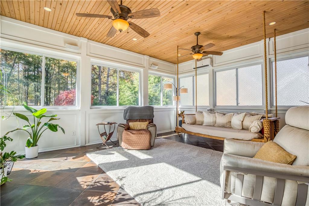 2521 Culpepper Trail Southeast Bethlehem, GA 30620 - Photo 37 of 83 a living room with furniture and a potted plant