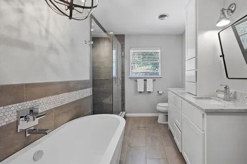 $680,000 | 4405 Westlake Drive, Fort Worth, TX 76109