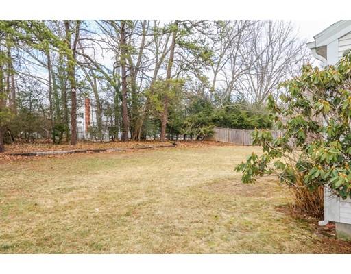 970 Maple Road Longmeadow, MA 01106 - Photo 4 of 30
