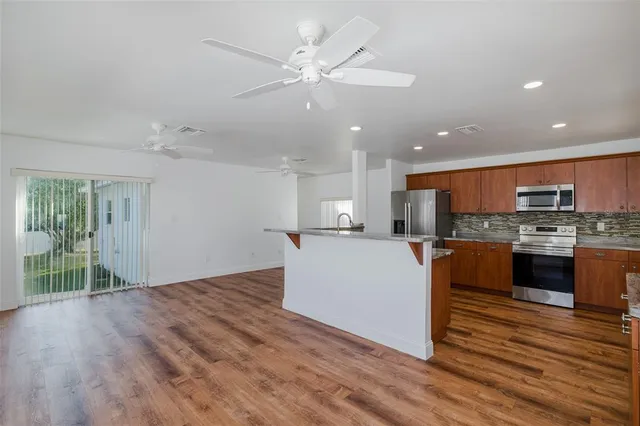 $1,975 | 14603 Williams Lane, Hudson, FL 34667