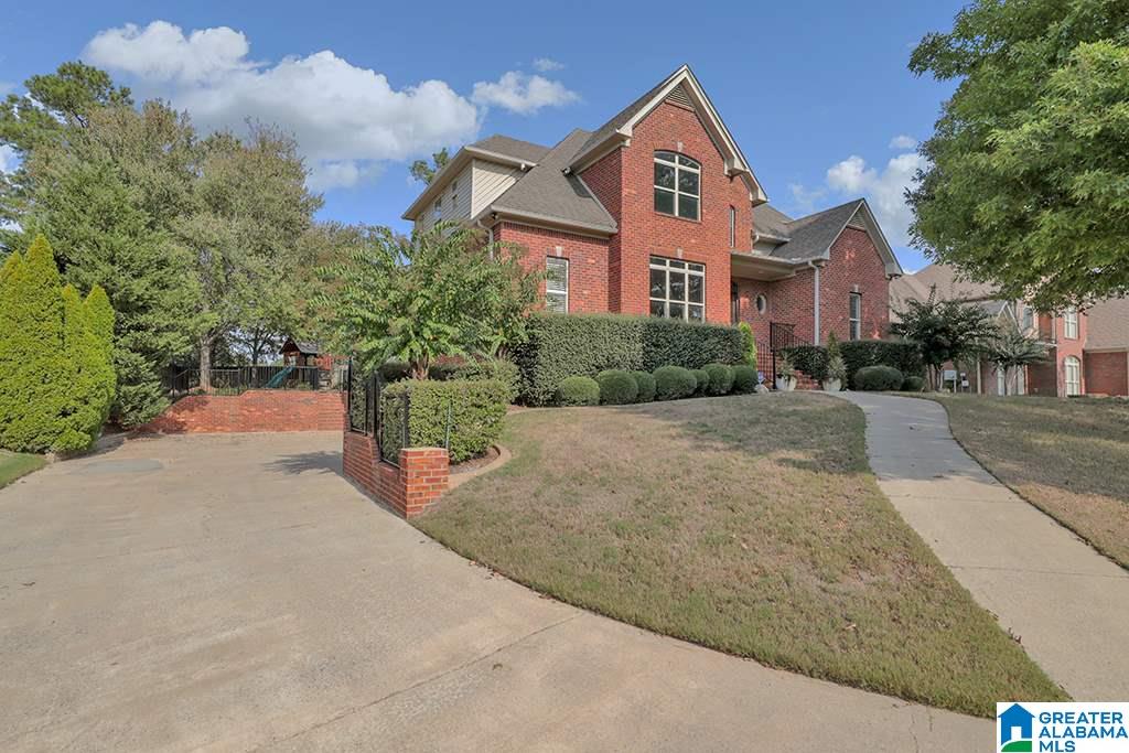 1048 Grande View Pass Alabaster, AL 35114 - Photo 3 of 36