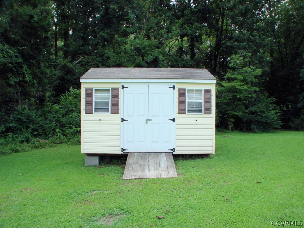 6000 Slates Road Sutherland, VA 23885 - Photo 17 of 21 Gallery Image 17