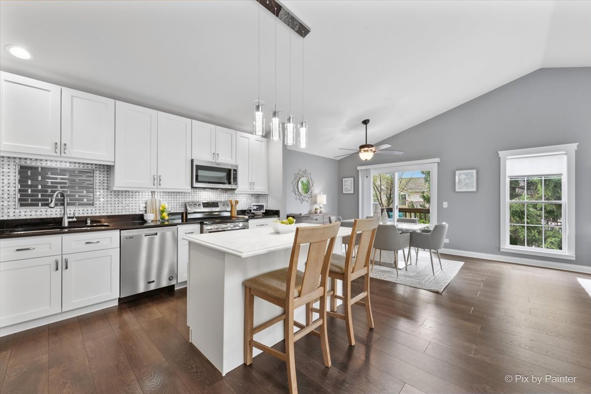 1101 Stillwater Road, Unit 1101 Elgin, IL 60120 - Photo 19 of 38