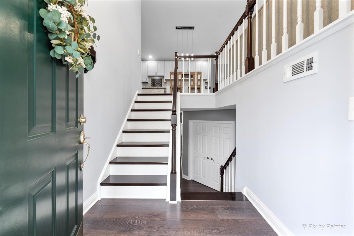 1101 Stillwater Road, Unit 1101 Elgin, IL 60120 - Photo 8 of 38