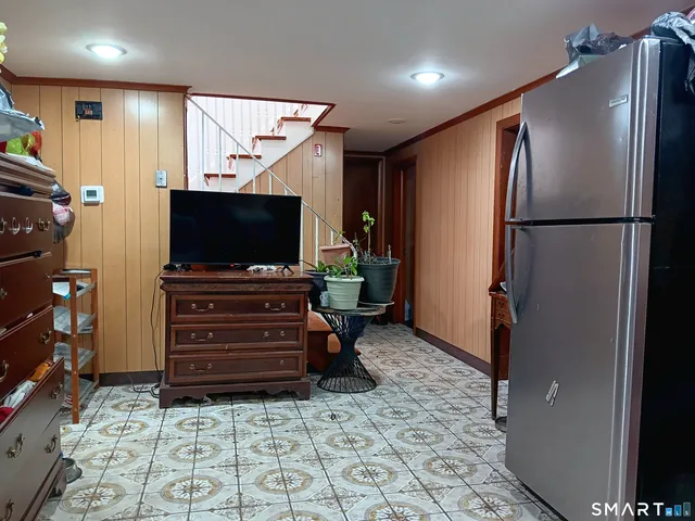 $375,000 | 870 Woodtick Road, Waterbury, CT 06705