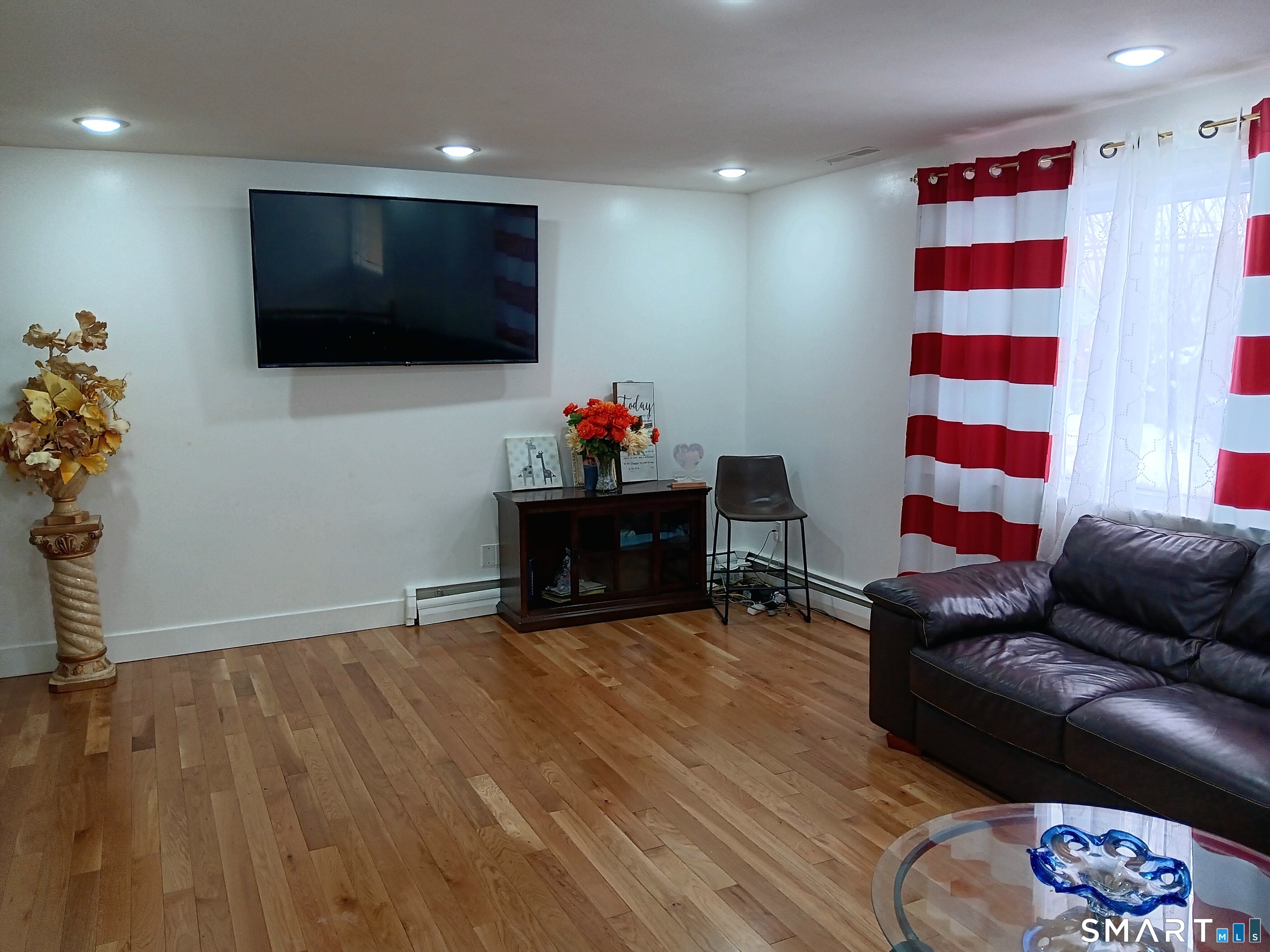 870 Woodtick Road Waterbury, CT 06705 - Photo 4 of 23