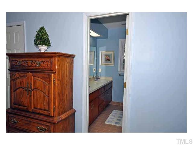 4213 Mountainbrook Road Apex, NC 27539 - Photo 19 of 25 Gallery Image 19