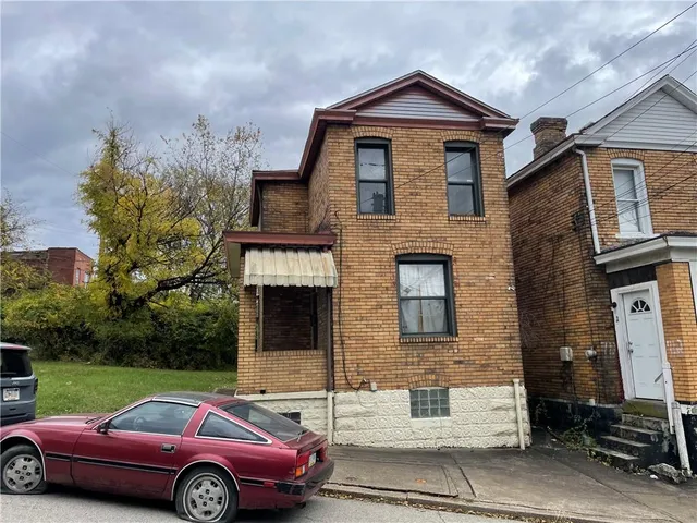$9,000 | 712.5 Penn Street, Braddock, PA 15104