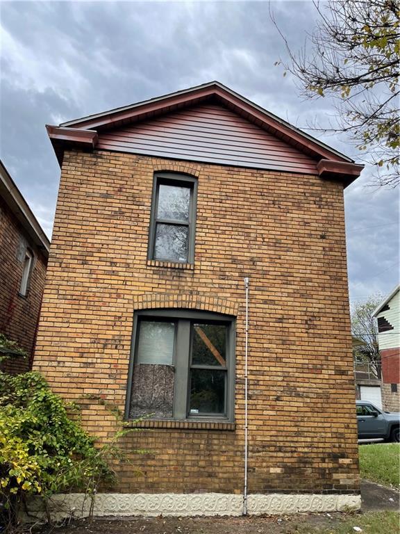 712.5 Penn Street Braddock, PA 15104 - Photo 3 of 15