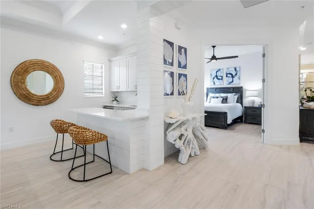 $1,795,000 | 2472 Breakwater Way, Unit 11202, Naples, FL 34112