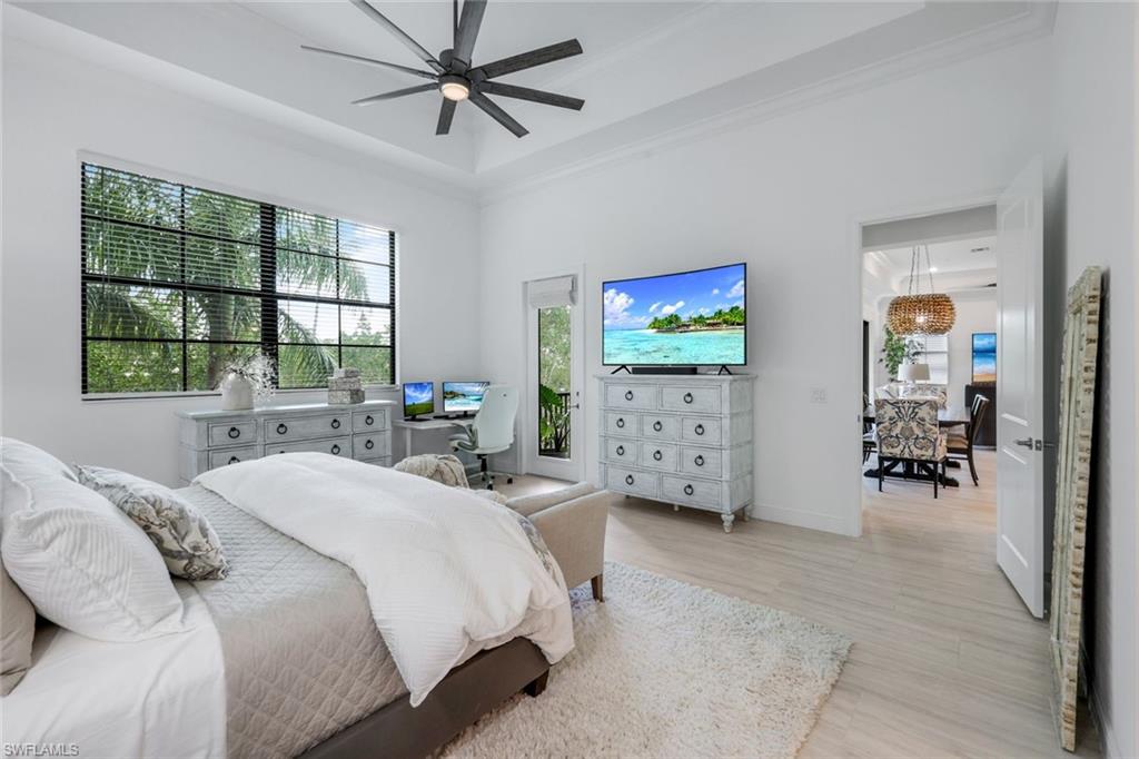 2472 Breakwater Way, Unit 11202 Naples, FL 34112 - Photo 18 of 50