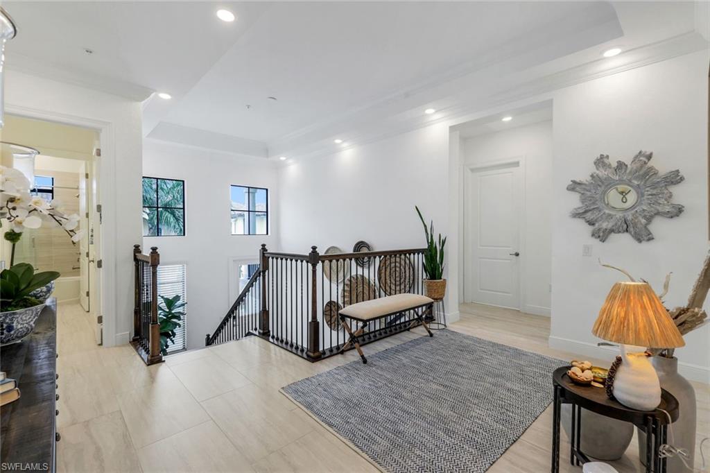 2472 Breakwater Way, Unit 11202 Naples, FL 34112 - Photo 22 of 50